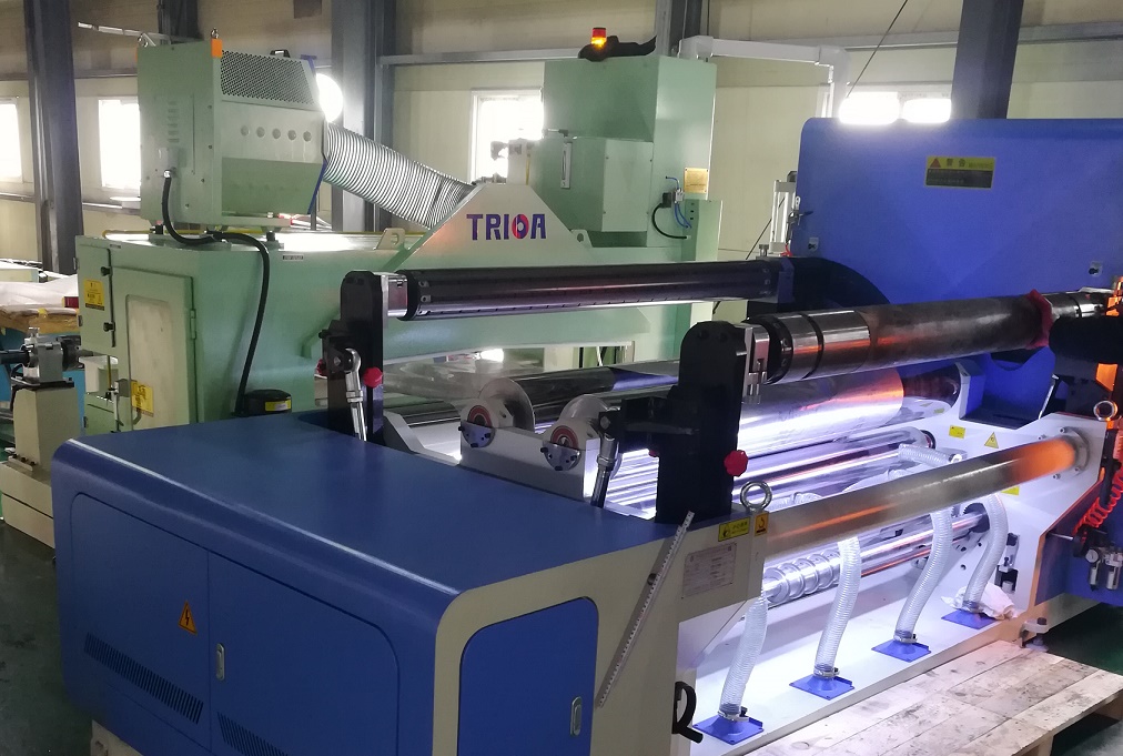 餐盒铝箔分切涂油线出口韩国